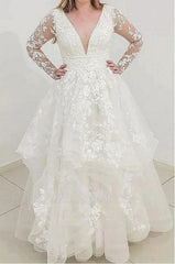 Charming Long Sleeves V-Neck Garden Lace A-Line Wedding Dress