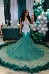 Charming V-neck Sleeveless Mermaid Prom Dress