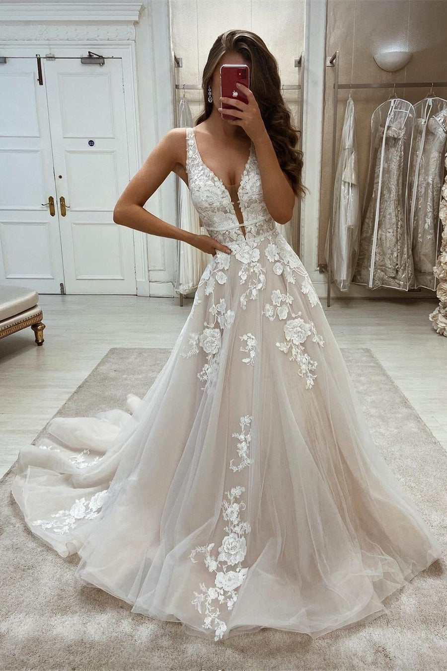 Chic Long V-neck A-line Lace Appliques Sleeveless Wedding Dress