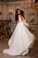 Chic Summer Chiffon A-line V-neck Wedding Dresses With Long Sleeves