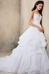 ClassicSpaghetti-Straps V-Neck Wedding Dress Ruffles Chiffon Tulle Designer Bridal Dress