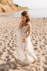 Cute White Boho Sleeveless Flower Girls Dress With Lace