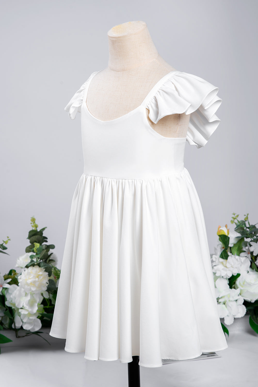 Cute White Ruffle Sleeves Flower Girl Dress Pleated A-line Little Girl Dress for Wedding Party