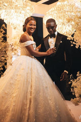 Designer Princess Off-the-shoulder A-line Wedding Dresses With Lace