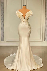 Designer White Long Pearl Ruffle Evening Dresses