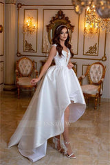 Elegant A-line Short V-neck Sleeveless Wedding Dresses With Lace