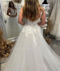 Elegant Floor Length V-Neck Sleeveless A-Line Tulle Wedding Dress with Appliques