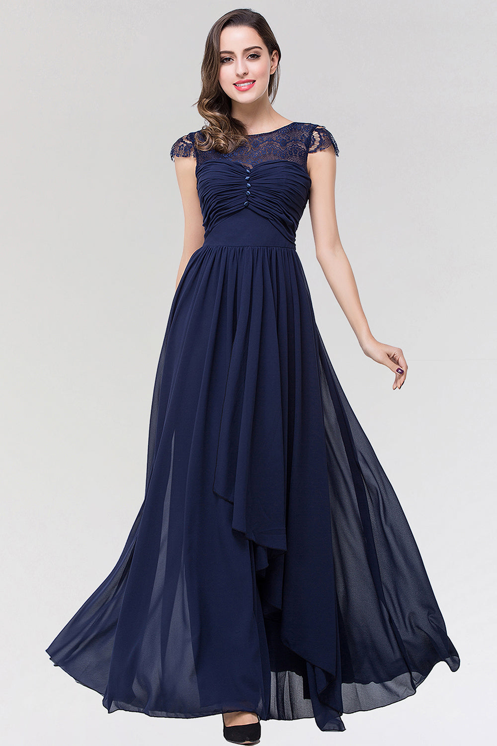 Elegant Lace Scoop Sleeveless Navy Bridesmaid Dresses with Buttons
