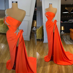Elegant Long A-line One Shoulder Sequined Sleeveless Prom Dress With Slit