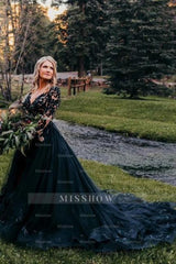 Elegant Long Black A-line V-neck Long Sleeves Wedding Dresses With Lace