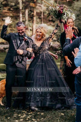 Elegant Long Black A-line V-neck Long Sleeves Wedding Dresses With Lace