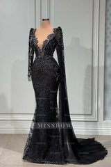 Elegant Long Black V-neck Lace Mermaid Evening Dresses With Long Sleeves