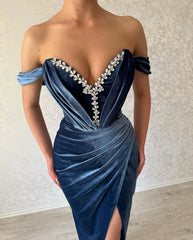 Elegant Long Navy Off-the-shoulder Column Ankle Length Prom Dress With Slit