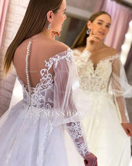 Elegant Long White A-line V-neck Tulle Long Sleeves Wedding Dress With Lace