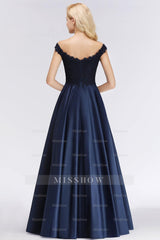 Elegant Off-the-Shoulder Ruffle Navy Lace Bridesmaid dresses with Beads