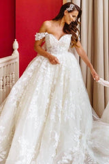 Elegant Off The Shoulder Sleeveless A-Line Wedding Dresses With Lace