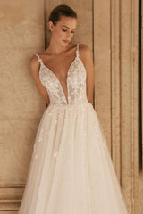 Elegant spaghetti straps sleeveless a-line lace Wedding Dresses