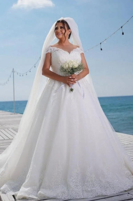 Fashion A-line Off-the-shoulder Wedding Dresses With Lace