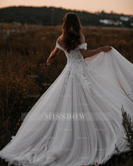Gorgeous A-line Off-the-shoulder Wedding Dresses with Lace