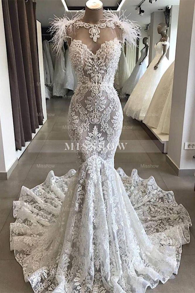 Gorgeous Hollow Sweetheart Lace Long Wedding Dress with Fur Neckline