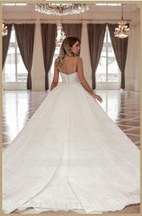 Gorgeous Long A-line V-neck Sleeveless Princess Wedding Dresses With Lace