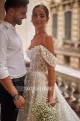 Gorgeous Off-the-shoulder Lace Tulle Appliques A-line Wedding Dress