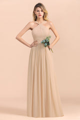 Gorgeous Straps Sleeveless Champagne Chiffon Affordable Bridesmaid dresses with Ruffle
