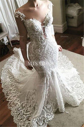 Lace Mermaid Wedding Dress Glamorous Sheer Tulle Bridal Wears with Buttons