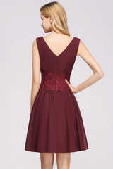 Lace V-Neck Sleeveless Mini Bridesmaid Dresses A-line Chiffon Homecoming Dress