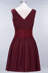 Lace V-Neck Sleeveless Mini Bridesmaid Dresses A-line Chiffon Homecoming Dress