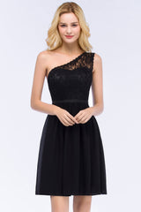 Lovely Lace Black One-shoulder Short Junior Bridesmaid dresses