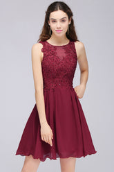 Lovely Lace Short Burgundy Bridesmaid Dresses with Appliques