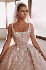 Luxurious A-line Appliques Princess Wedding Dresses With Detachable Train
