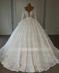 Luxury Princess A-line V-neck Lace Wedding Dresses With Long Sleeves