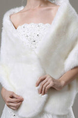 Luxury Warm Tulle White Half-Sleeves Casual Bride Wedding Wraps