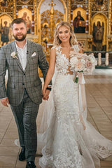 Modern Long Mermaid Sleeveless Appliques Wedding Dresses With Lace