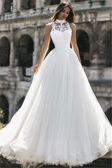 New Arrival High Neck Sleeveless Appliques Wedding Dress