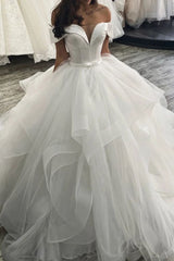 New Arrival Off-the-Shoulder Princess Puffy Layers Wedding Dress