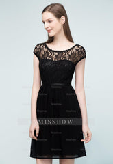 Pretty Scoop Sleeveless Black Lace Short Junior Bridesmaid Dresses