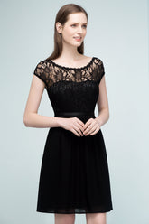 Pretty Scoop Sleeveless Black Lace Short Junior Bridesmaid Dresses