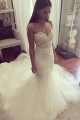 Pretty Spaghetti-Straps Sweetheart Wedding Dress Summer Sheath Tulle Bridal Gown