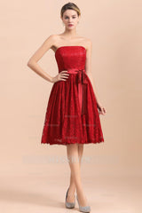 Pretty Strapless Red Lace Bridesmaid dresses Sleeveless Short Wedding Party Dress with Sash