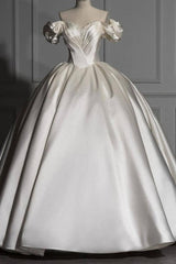 Romantic Off-the-shoulder Ball Gown Satin Wedding Dresses