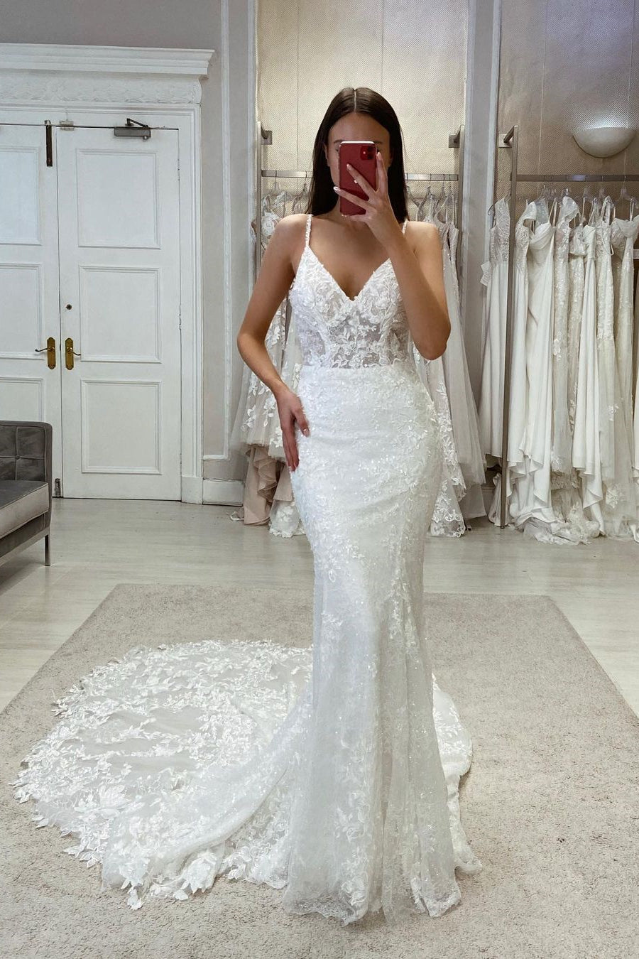 Sexy Mermaid V-neck Spaghetti Straps Lace Sleeveless Wedding Dress