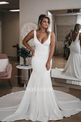 Simple V Neck Pretty Mermaid with Long Train Sexy Backless Beach Elegant Wedding Dresses