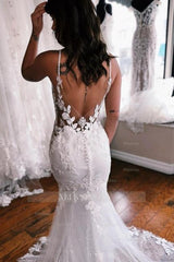 Spaghetti Straps Mermaid Floor Length Lace Wedding Dress with Chapel Train