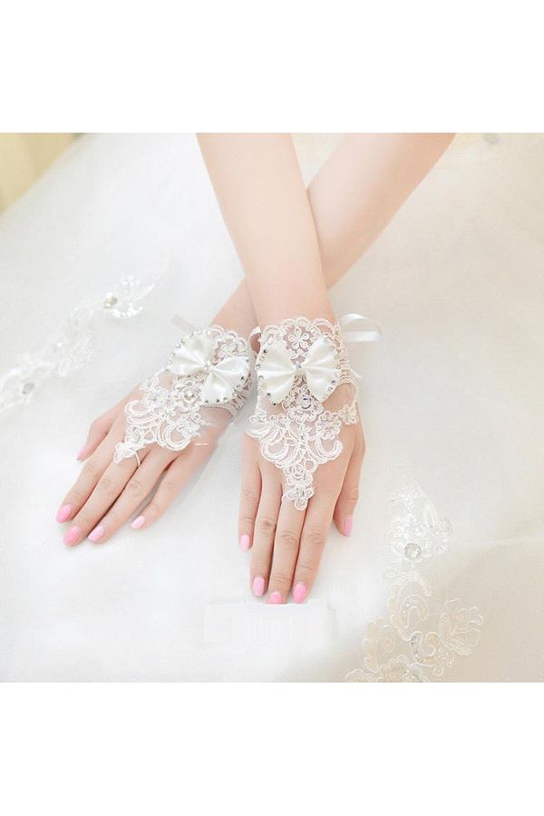 Special Lace Fingerless Wrist Length Wedding Gloves with Appliques
