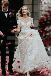 Stunning Off-the-ShoulderFloral Lace Bridal Gown Princess Wedding Dress