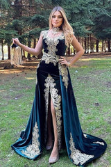 Stunning Velvet Evening Gown Sleeveless Gold Appliques Formal Dress with Detachable Train Side Slit