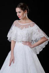 Tulle /Lace White Sleeveless Wedding Wraps with Appliques